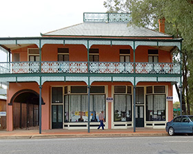 Front façade of Bourke Apartments